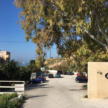 Sea View Apartment Loutraki  Exterior photo