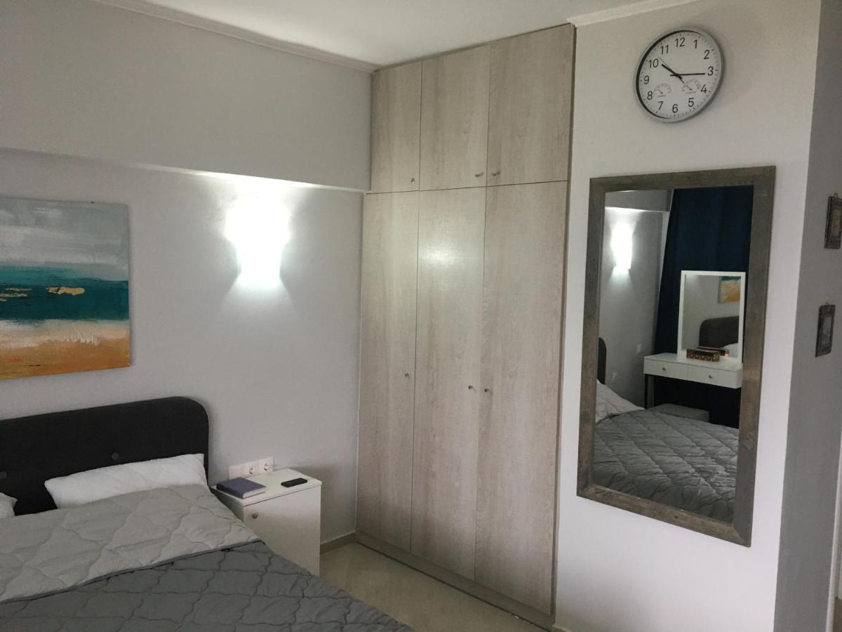 Sea View Apartment Loutraki  Exterior photo